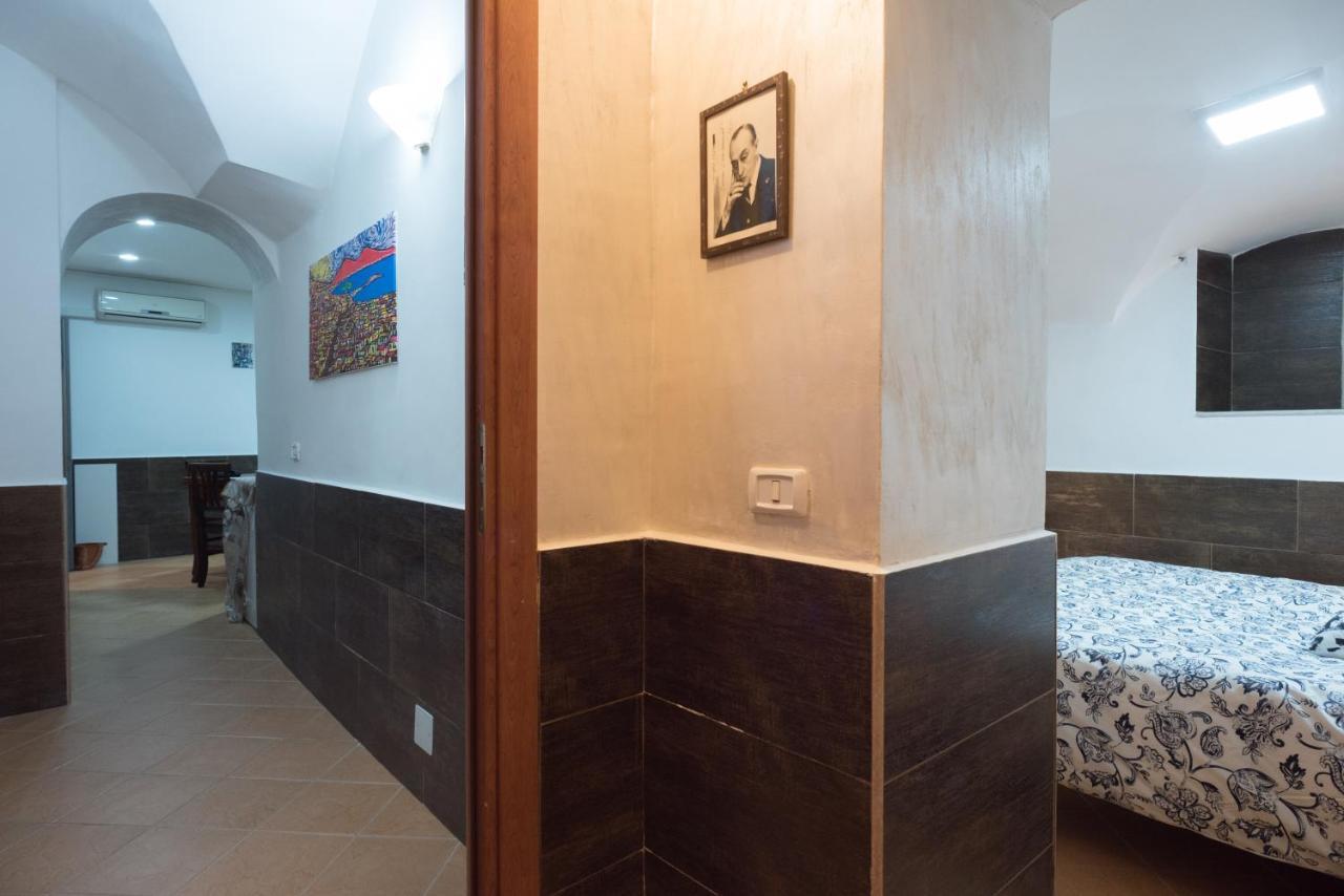 Casetta Decumani Napoli Bagian luar foto